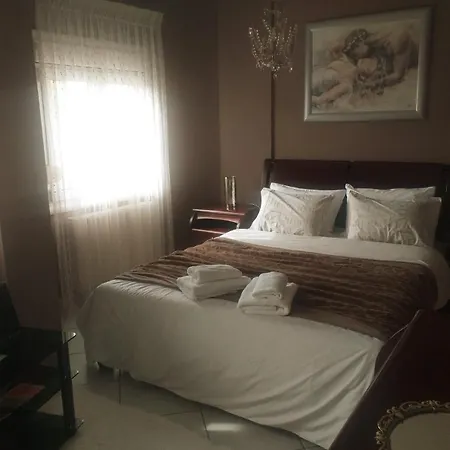 Two Storey House Apartamento *
